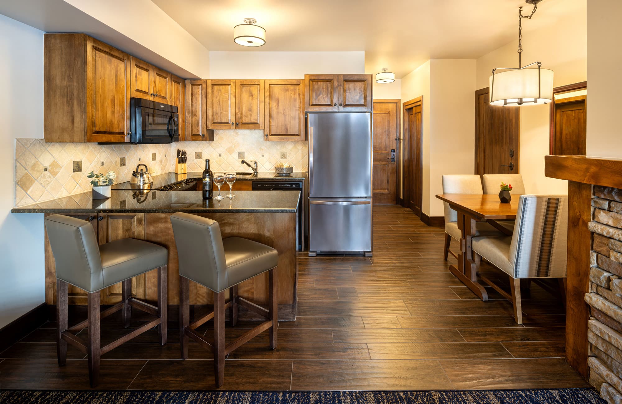 Suite With Kitchen And Table