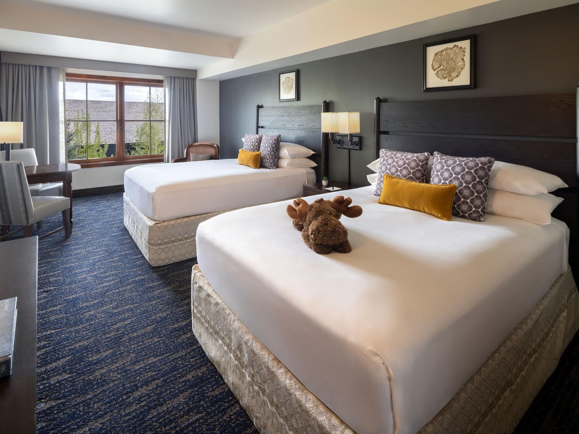 Lodge Two Queen Bedroom