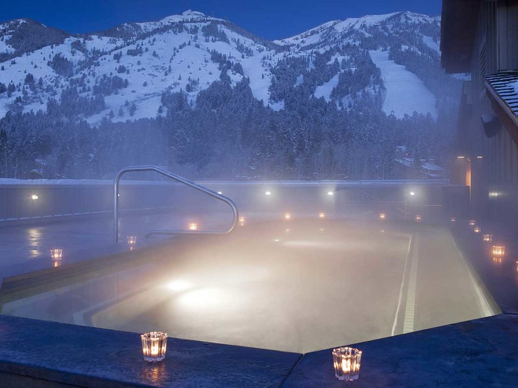 Roof top hot tub at Teton Mountain Lodge Resort