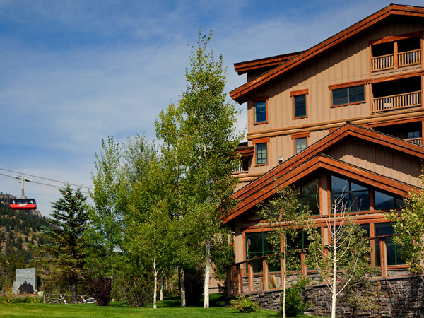 Teton Mountain Lodge Exterior In Summer.